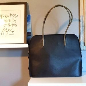 Black tote